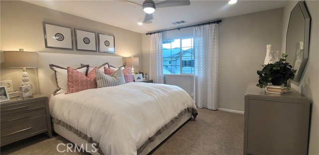 Detail Gallery Image 8 of 12 For 24086 Hillcrest Dr, Corona,  CA 92883 - 3 Beds | 2/1 Baths