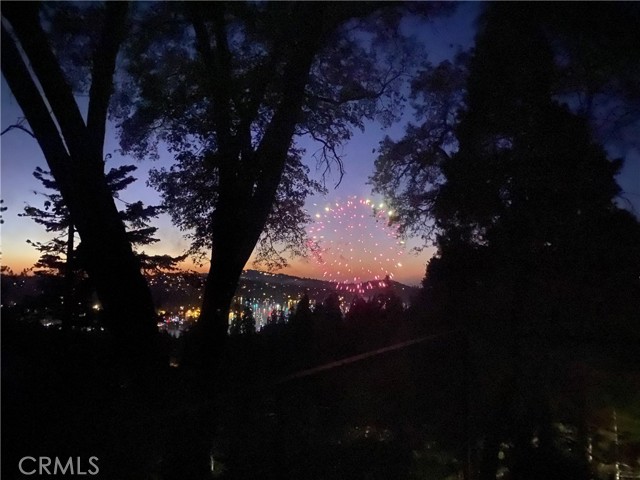 Detail Gallery Image 4 of 64 For 495 Kuffel Canyon, Lake Arrowhead,  CA 92352 - 3 Beds | 2 Baths