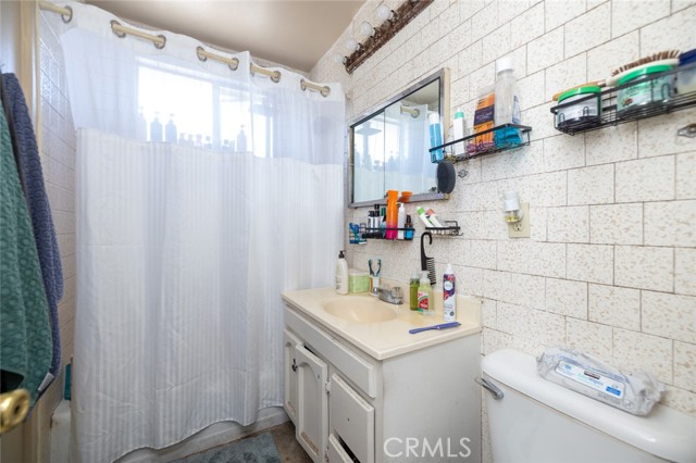 2912 W Via Acosta, Montebello CA: https://media.crmls.org/medias/1a9f10ac-3201-48f7-a81c-9aae318526ac.jpg