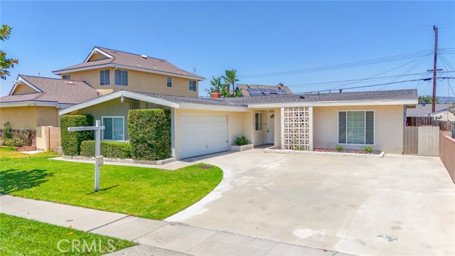 511 Gwynwood Avenue, La Habra CA: https://media.crmls.org/medias/1a9f2ad9-7887-4e53-b8de-be5d2905b5a5.jpg