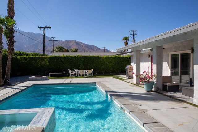 Detail Gallery Image 19 of 25 For 303 E San Rafael Dr, Palm Springs,  CA 92262 - 3 Beds | 2 Baths