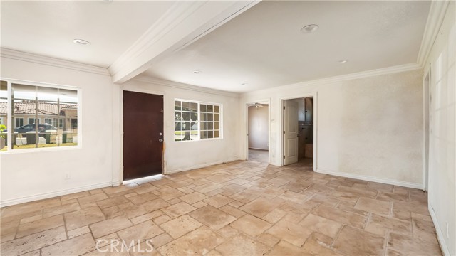 Detail Gallery Image 8 of 18 For 1032 S Gates St, Santa Ana,  CA 92704 - 3 Beds | 2 Baths
