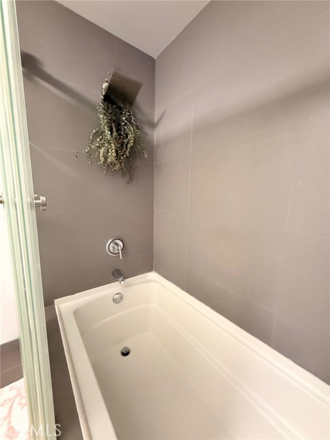 Detail Gallery Image 38 of 40 For 1234 Wilshire #233,  Los Angeles,  CA 90017 - 1 Beds | 1 Baths