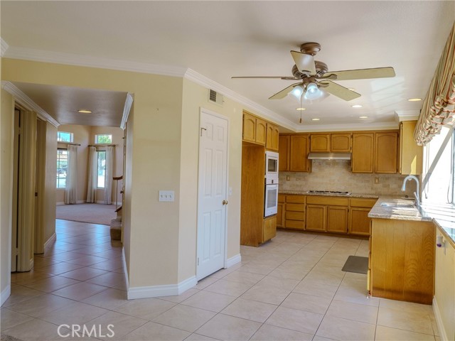 Detail Gallery Image 6 of 44 For 6853 Pandino Ct, Rancho Cucamonga,  CA 91701 - 4 Beds | 2/1 Baths