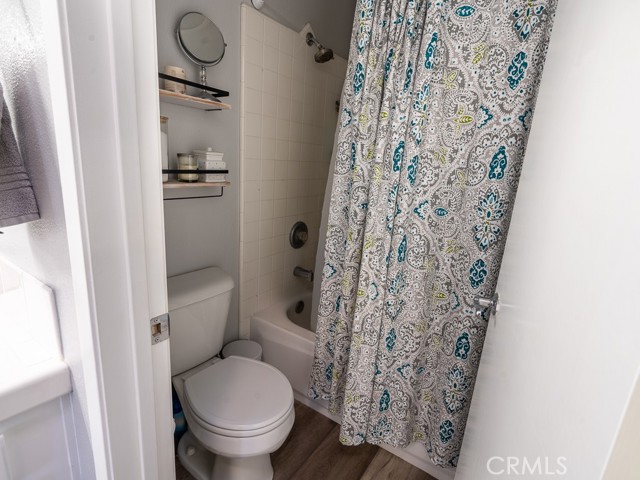 24510 Mcbean Parkway, Valencia CA: https://media.crmls.org/medias/1aa38a4a-ad42-43b0-8b48-85ff44029c87.jpg