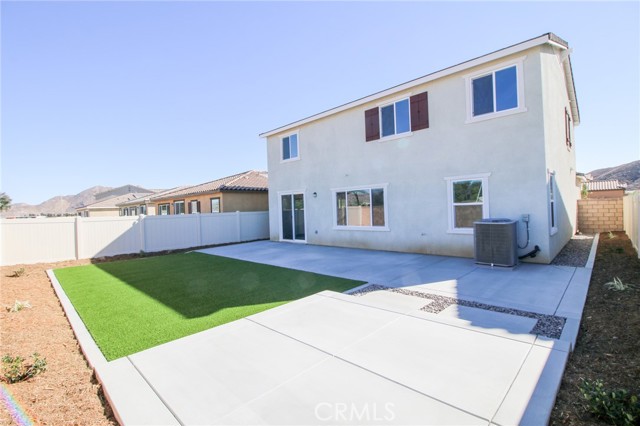 Detail Gallery Image 34 of 47 For 28552 Abbey Ln, Menifee,  CA 92585 - 5 Beds | 3/1 Baths