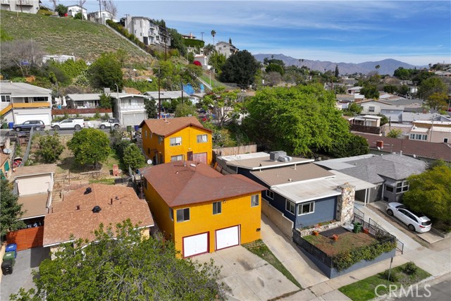 2750 Ballard Street, Los Angeles CA: https://media.crmls.org/medias/1aa49bd8-02c8-4893-b0d0-40f18af799d6.jpg