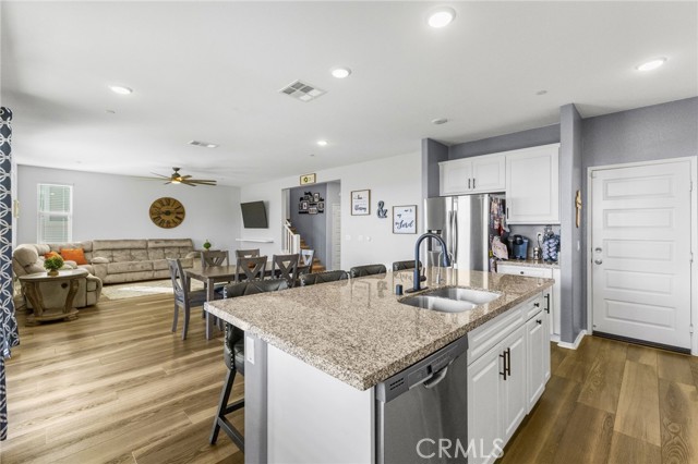 Image 11 of 39 For 6060 Mariposa Drive
