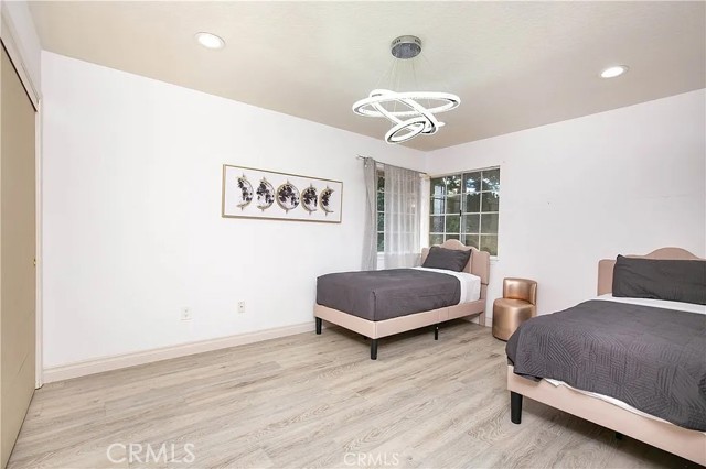 287 Goldenwood Circle, Simi Valley CA: https://media.crmls.org/medias/1aa692c4-b889-48fe-bd3c-ab112c10fc72.jpg