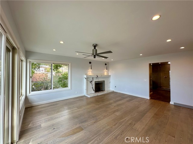1716 Via La Paz, Burbank CA: https://media.crmls.org/medias/1aa6b900-fd1a-43a9-b1ea-caa8b2955c11.jpg