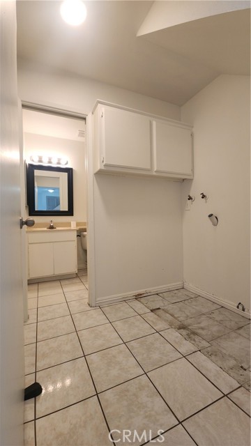 Detail Gallery Image 11 of 23 For 1700 Lynne #4,  Santa Maria,  CA 93454 - 3 Beds | 2/1 Baths