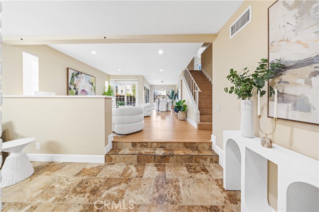 Detail Gallery Image 4 of 70 For 22351 Prairie Road, Lake Forest,  CA 92630 - 5 Beds | 2/1 Baths