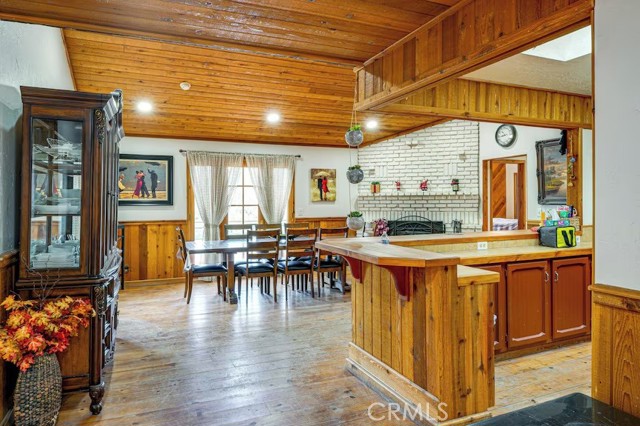 Image 3 of 43 For 2216 St Bernard