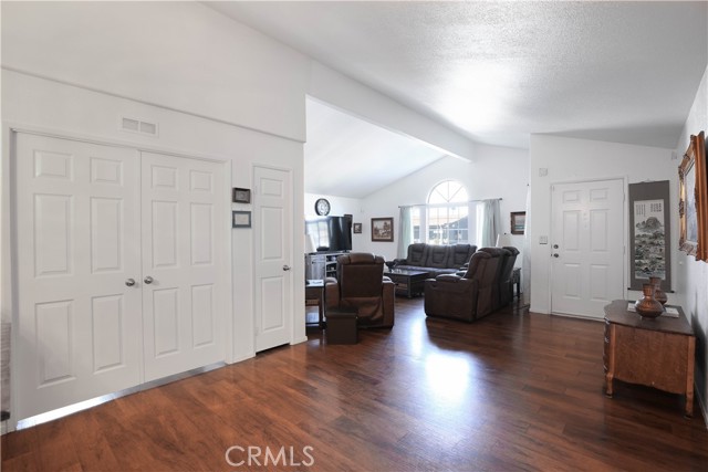 Detail Gallery Image 7 of 30 For 521 Bermuda Dr, Hemet,  CA 92543 - 2 Beds | 2 Baths