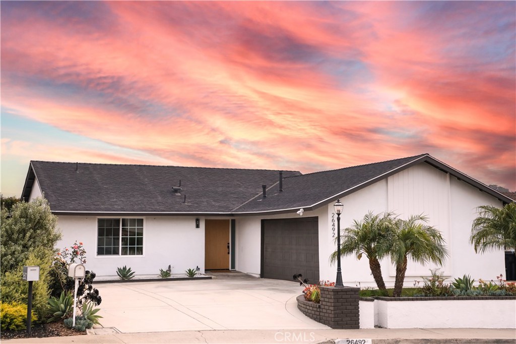 26492 Jacinto Drive