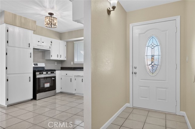 Detail Gallery Image 5 of 32 For 4731 Hamilton Avenue, Oxnard,  CA 93033 - 4 Beds | 2 Baths