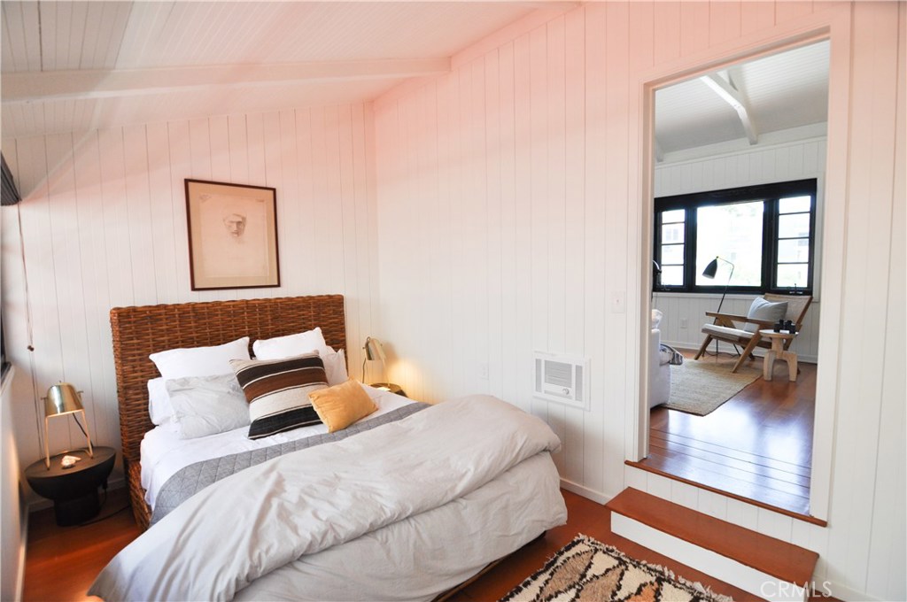 1aa8c9d6 B3fb 4d5f Ae2d F8c78542efb7