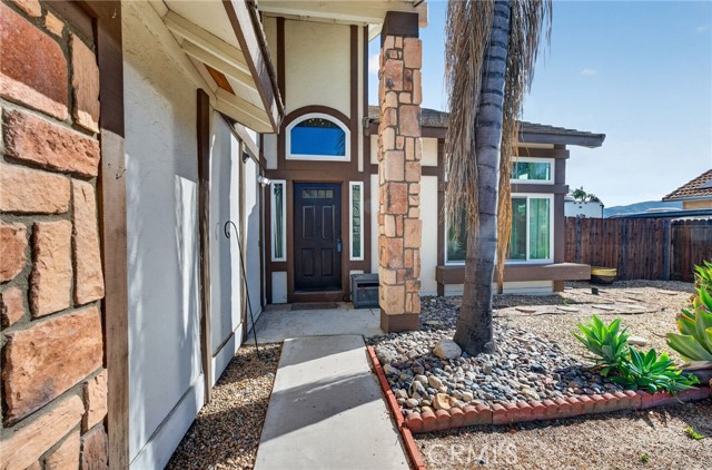 Image 5 of 68 For 22425 Shore View Court