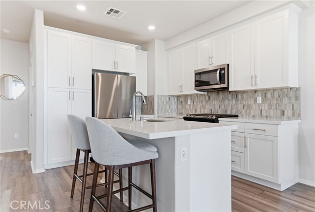 Detail Gallery Image 7 of 37 For 1618 W. Cameron, West Covina,  CA 91790 - 3 Beds | 3 Baths