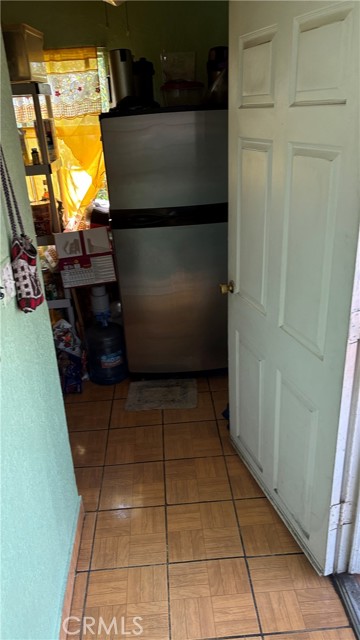 132 W 80th Street, Los Angeles CA: https://media.crmls.org/medias/1aa9eb4b-f6f9-41ad-9fad-88da63802262.jpg