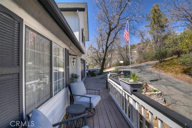 Detail Gallery Image 58 of 73 For 1211 Yosemite, Lake Arrowhead,  CA 92352 - 4 Beds | 3/1 Baths