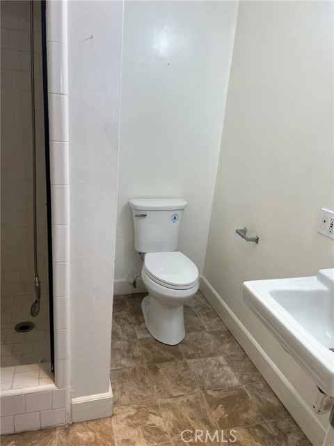640 Elm Avenue, Long Beach CA: https://media.crmls.org/medias/1aaa5852-5231-4ee6-b043-8749e7725122.jpg