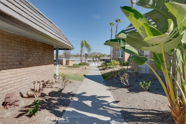 Detail Gallery Image 8 of 37 For 22346 Canyon Club, Canyon Lake,  CA 92587 - 2 Beds | 2 Baths