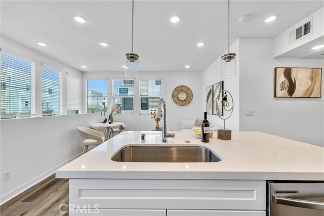 11047 Wander Drive, Rancho Cucamonga CA: https://media.crmls.org/medias/1aaa9b96-446b-4e5e-b73c-fdd0b324ab66.jpg