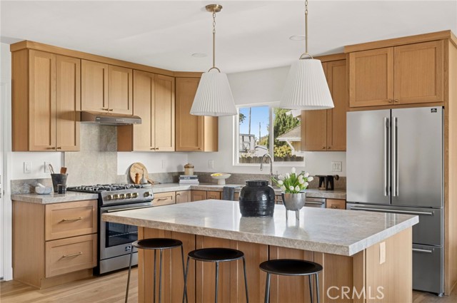 Detail Gallery Image 7 of 39 For 3040 Killybrooke, Costa Mesa,  CA 92626 - 3 Beds | 3 Baths