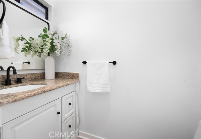 Detail Gallery Image 11 of 31 For 4821 Riverton Ave #2,  North Hollywood,  CA 91601 - 2 Beds | 2/1 Baths