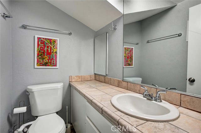 Detail Gallery Image 19 of 44 For 20155 Keswick St #209,  Winnetka,  CA 91306 - 2 Beds | 2 Baths