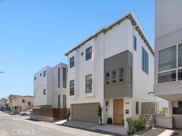 Detail Gallery Image 2 of 61 For 505 Bayview Dr, Manhattan Beach,  CA 90266 - 3 Beds | 3/1 Baths
