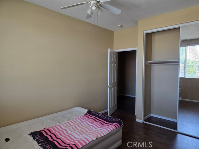 27513 Stanford Drive, Temecula CA: https://media.crmls.org/medias/1aacab6f-b82f-4276-87a6-9fc4f27d4cd8.jpg