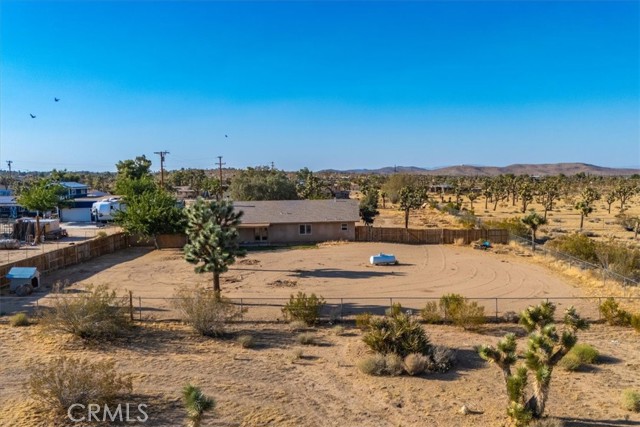 Detail Gallery Image 29 of 43 For 59099 Henderson Dr, Yucca Valley,  CA 92284 - 3 Beds | 2 Baths