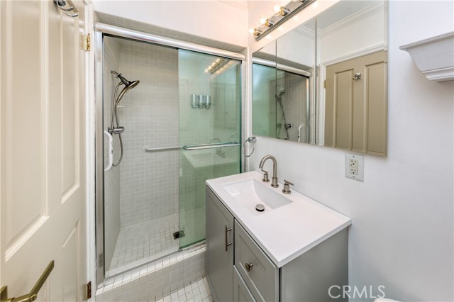 22151 Ingomar Street, Canoga Park CA: https://media.crmls.org/medias/1aad937f-5323-4702-b45a-282c45c18e9e.jpg