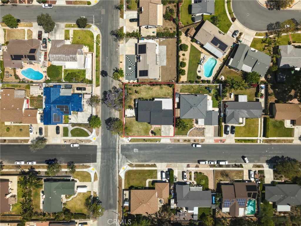 https://media.crmls.org/medias/1aadddfa-50fd-4579-a006-7dff1ebdbf3e.jpg?preset=X-Large