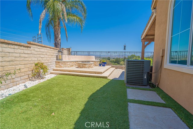 25351 Playa Serena Drive, Valencia CA: https://media.crmls.org/medias/1aae3c75-7cc9-4b8c-9324-4b89ba035873.jpg