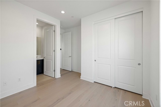 Detail Gallery Image 21 of 46 For 20644 W Deer Grass Ct, Porter Ranch,  CA 91326 - 5 Beds | 5/1 Baths