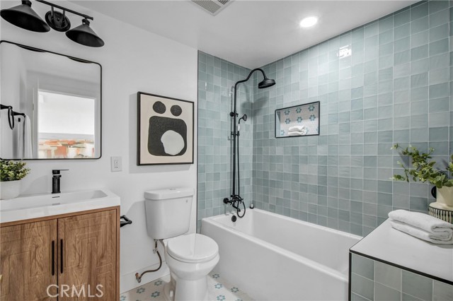 10724 Tabor Street photo 41