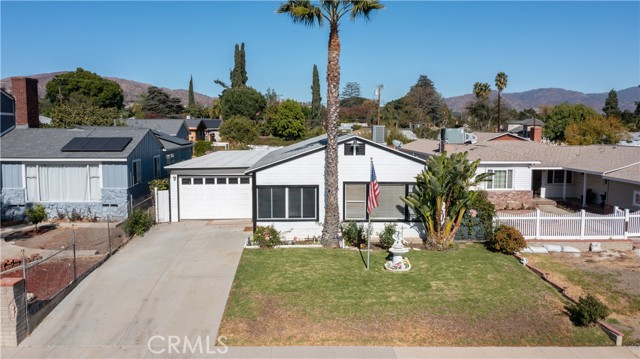 Detail Gallery Image 1 of 33 For 17311 Los Alimos St, Granada Hills,  CA 91344 - 2 Beds | 1 Baths