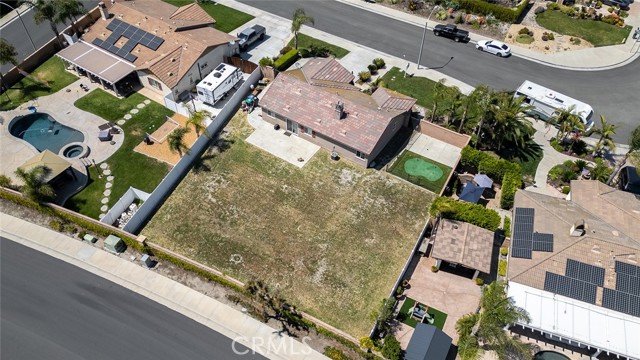 7530 Standing Rock Road, Eastvale CA: https://media.crmls.org/medias/1aaf56c3-addb-46b2-a65e-3b618b586759.jpg