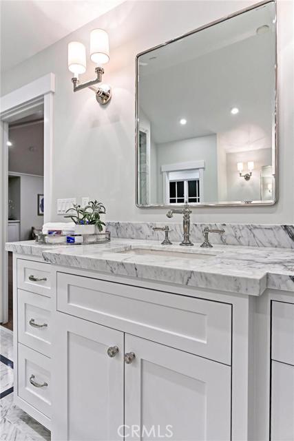 1400 21st Street, Manhattan Beach, California 90266, 5 Bedrooms Bedrooms, ,2 BathroomsBathrooms,Residential,Sold,21st,SB16198093