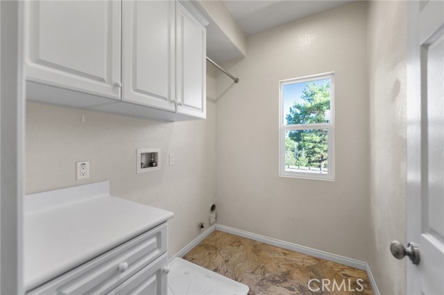 28889 Edenton Way, Temecula CA: https://media.crmls.org/medias/1aaf8cee-8e9a-467d-89ec-0c7ef844ae85.jpg