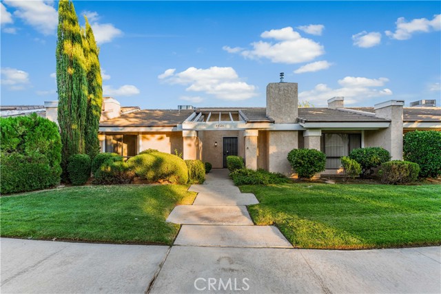 Detail Gallery Image 7 of 55 For 44125 Planet Cir, Lancaster,  CA 93536 - 2 Beds | 2 Baths