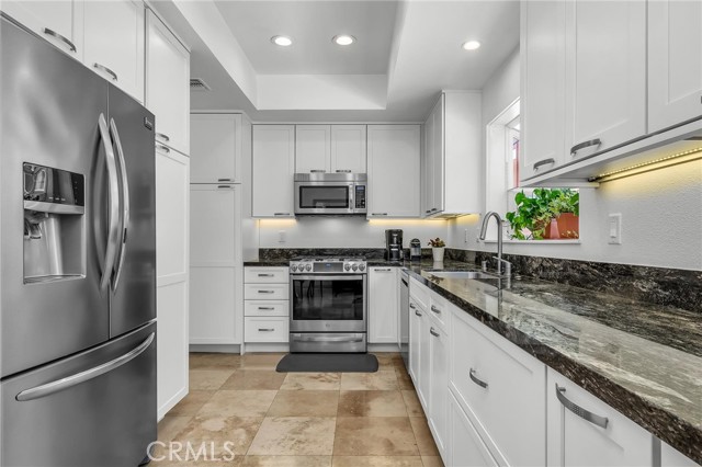 1205 Catalina Avenue, Redondo Beach, California 90277, 4 Bedrooms Bedrooms, ,3 BathroomsBathrooms,Residential,For Sale,Catalina,SB25204315