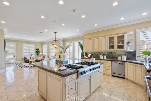 Detail Gallery Image 46 of 67 For 20 via Del Cielo, Rancho Palos Verdes,  CA 90275 - 4 Beds | 6 Baths