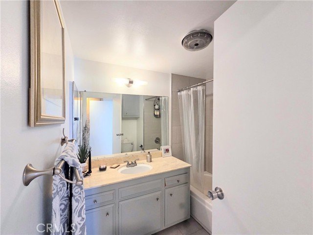 Detail Gallery Image 12 of 19 For 375 Atlantic Ave #502,  Long Beach,  CA 90802 - 2 Beds | 2 Baths