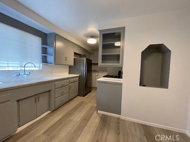 Detail Gallery Image 5 of 16 For 2542 N Brighton, Burbank,  CA 91504 - 1 Beds | 1 Baths