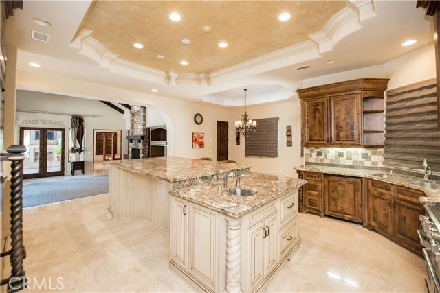 Detail Gallery Image 14 of 73 For 1340 Hidden Springs Dr, Corona,  CA 92881 - 7 Beds | 7/1 Baths