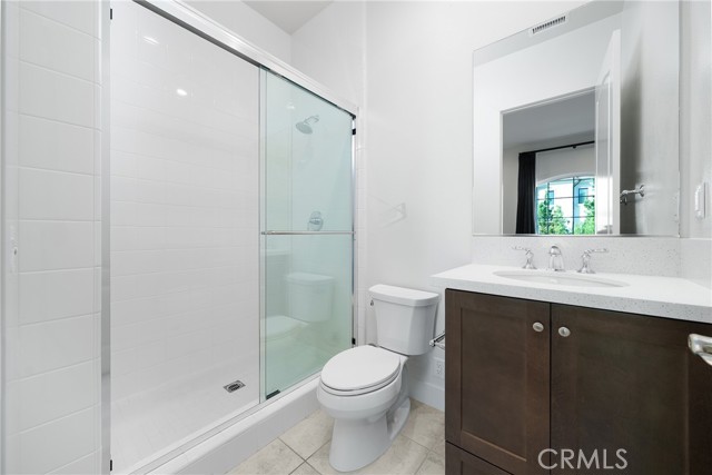 56 Egret, Irvine CA: https://media.crmls.org/medias/1ab36190-8184-4780-8f93-be92f4996dfe.jpg
